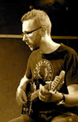 2015 - Janne Saksa Sound Supreme Studiolla 'Väsynyt Matkamies' -albumin nauhoitukset käynnissä.